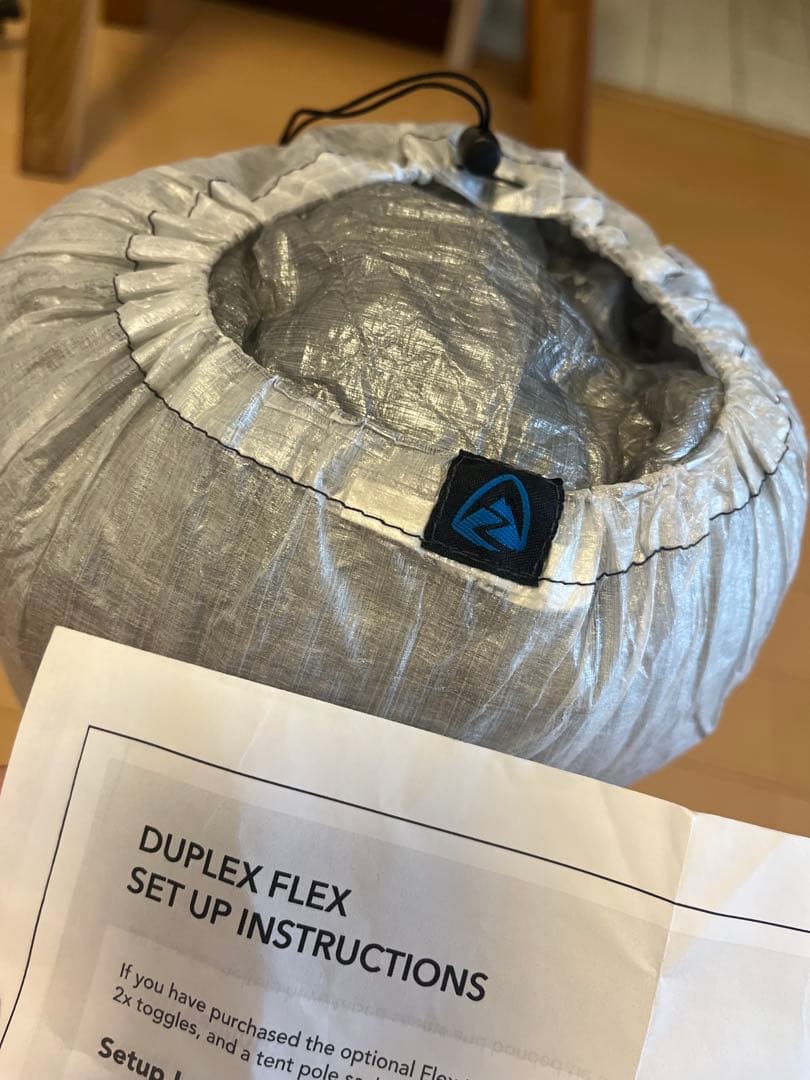 最終価格！ダイニーマZpacks 2人用テント　しろ白➕ポール2本➕おまけ