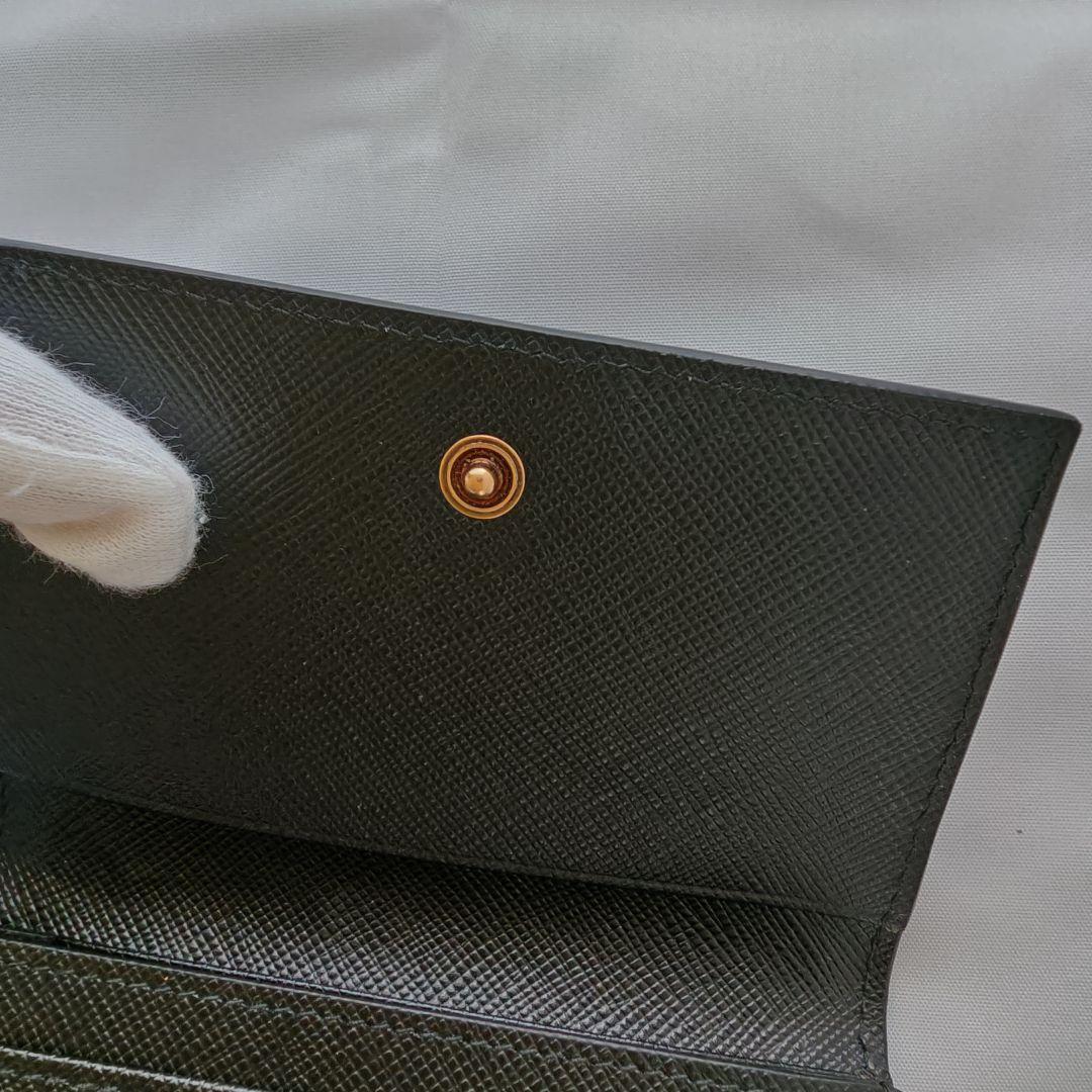 未使用級　PRADA　サフィアーノ　三角ロゴ　名刺入れ　カードケース