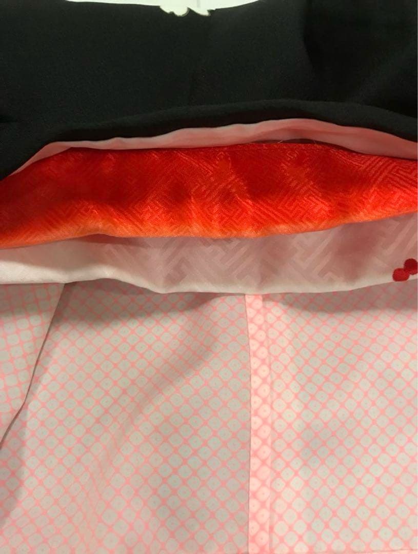 七五三　7歳女の子　着物セット　黑地に手毬と桜　市松　金刺繍