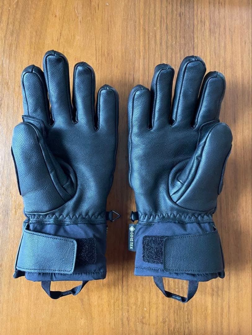Goldwin ゴアテックスグローブ　美品