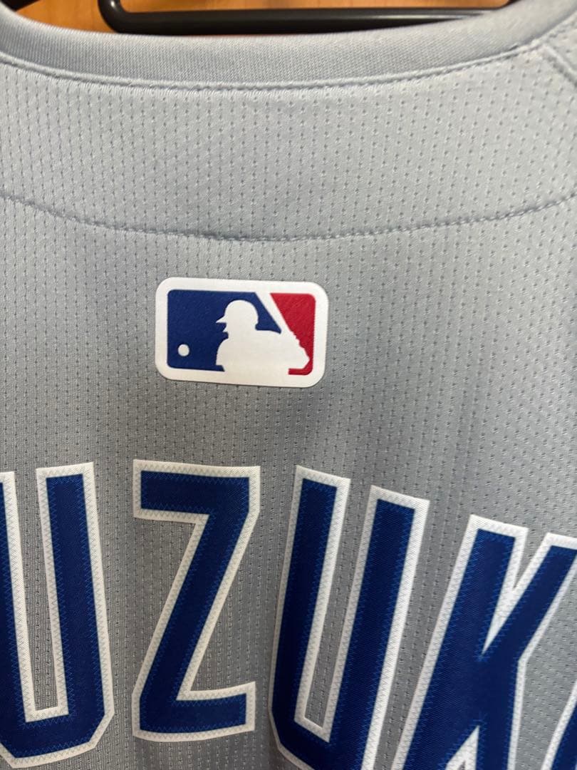 [シカゴカブス]定価28000円 鈴木誠也 レプリカ ユニフォーム　Mサイズ