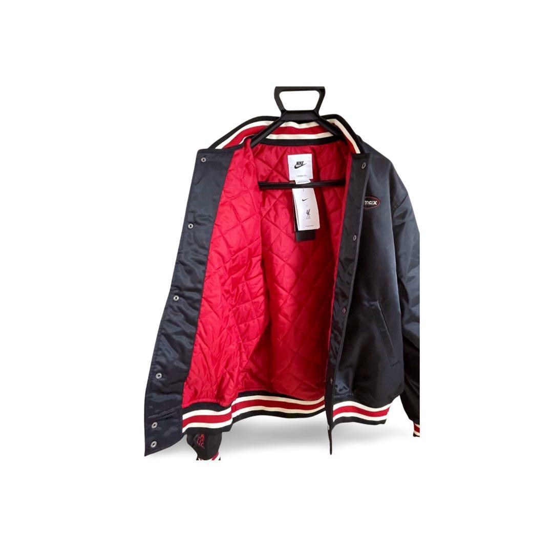 【新品未使用タグ付き✨】リバプール×エアマックス スタジャン　XLサイズ