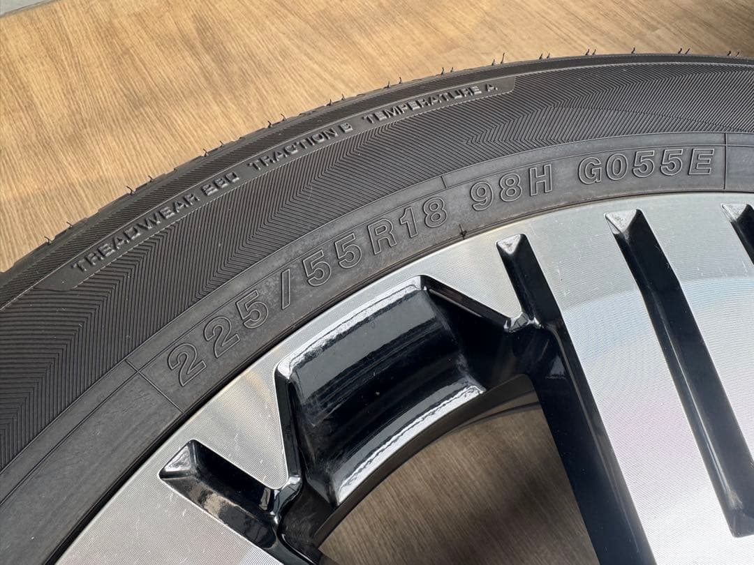 【送料込み】デリカD:5後期 純正タイヤ付きホイール 4本セット