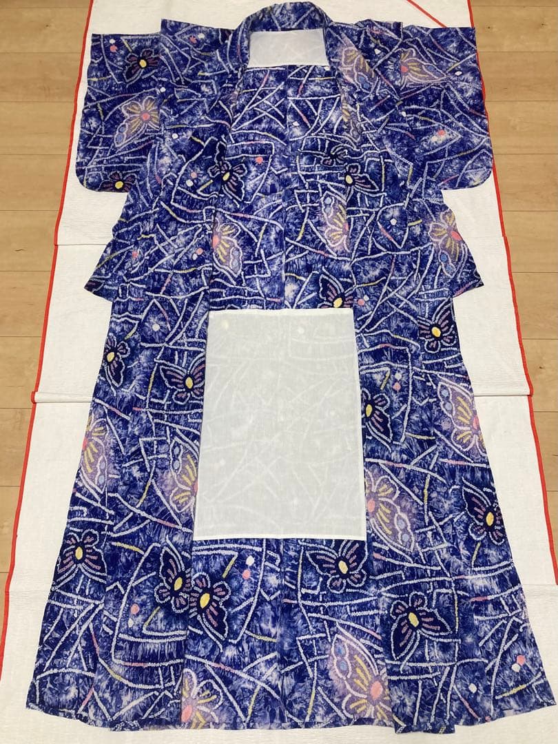 浴衣　有松鳴海絞り　蝶と幾何学　裄66.5cm