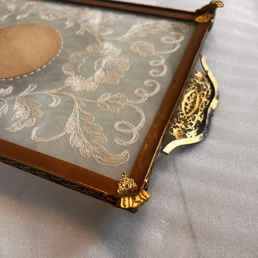 アンティーク　ドレッシングトレイ　刺繍トレイ　アクセサリートレイ　レース