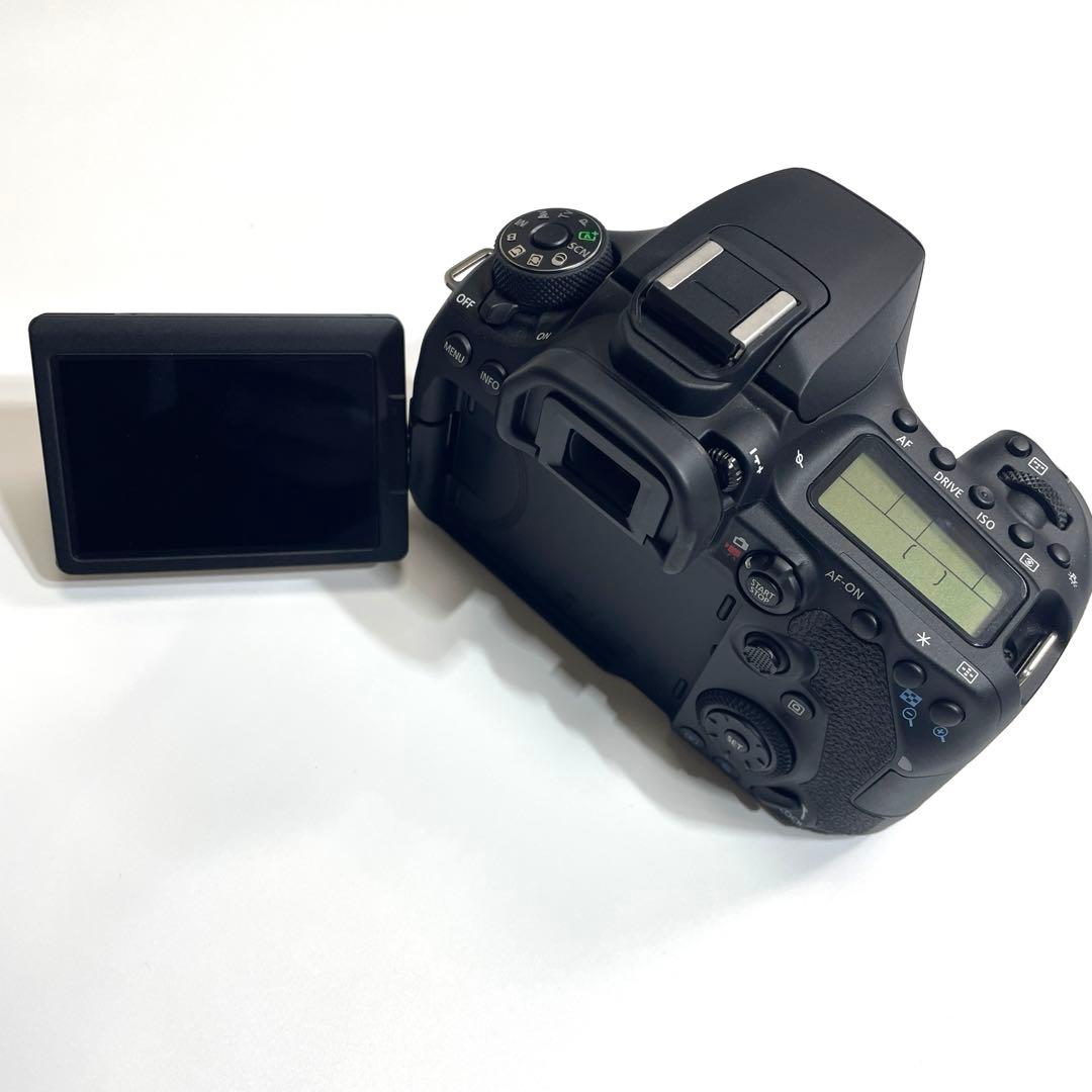 Canon EOS 90D とCanon EFS 18-135mmレンズセット