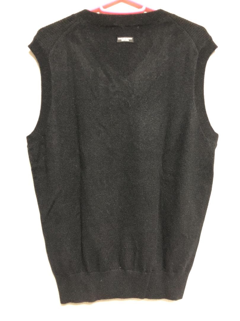 完売 未使用タグ付き Vネック カシミヤニットベスト 4 M 黒 マスターバニー