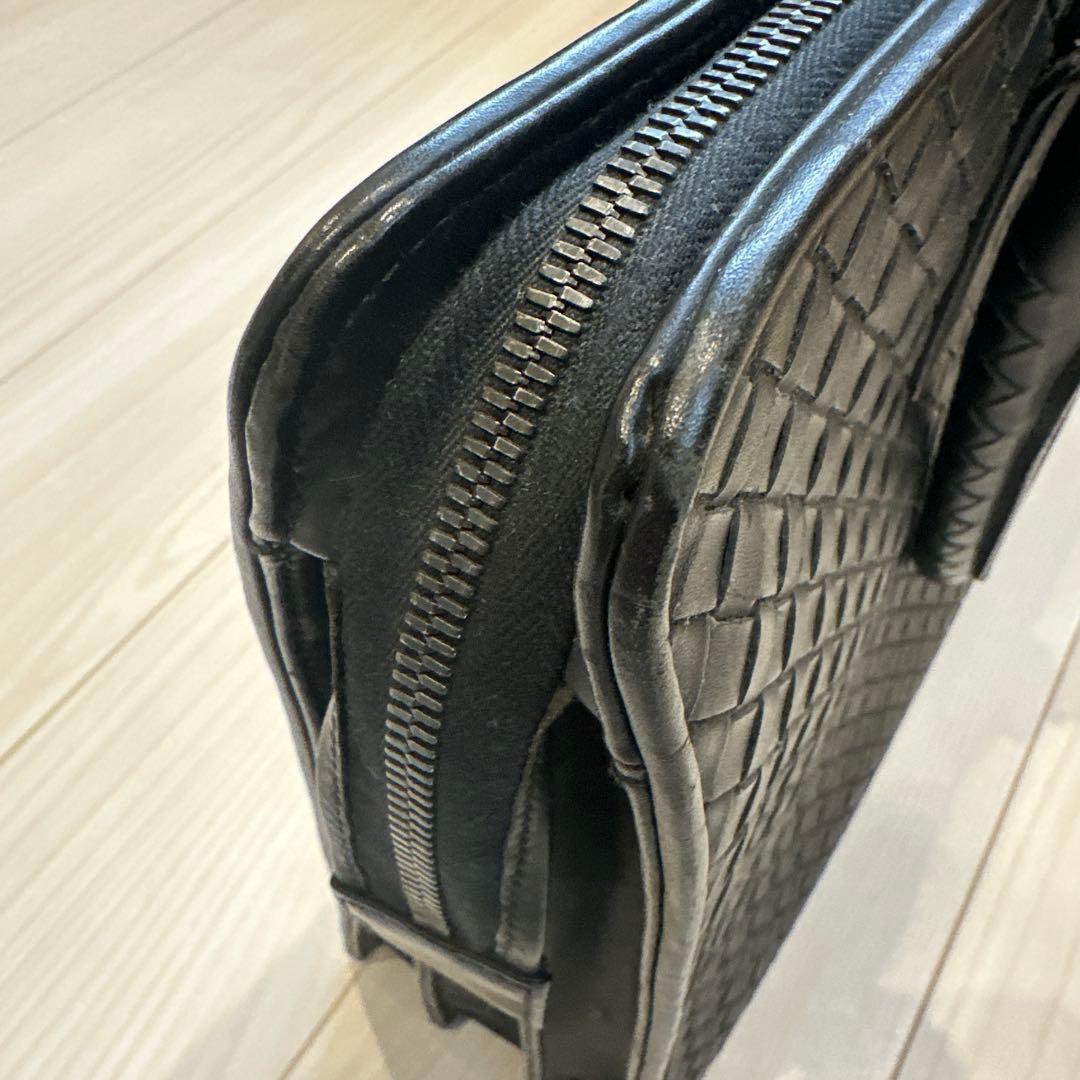 ボッテガヴェネタ イントレチャート ビジネスバッグ　ブラック【週末まで】