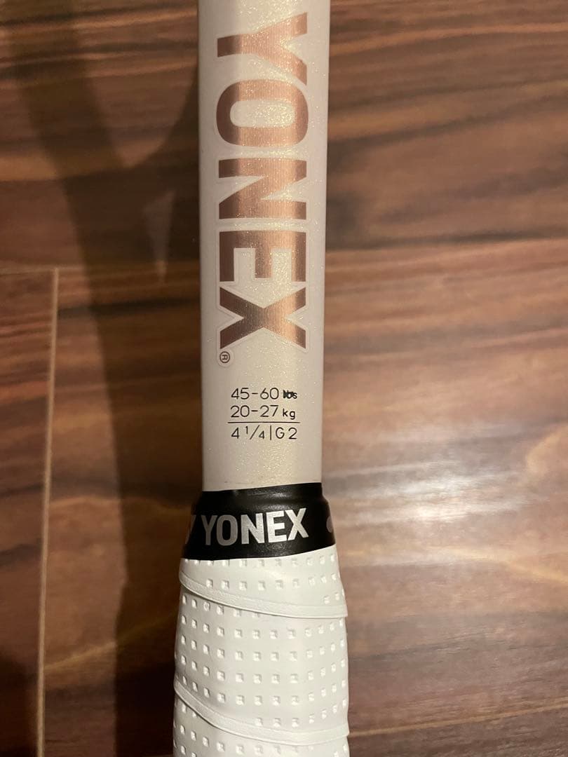 【週末6千円値下】YONEX VCORE 100 サンドベージュ G2