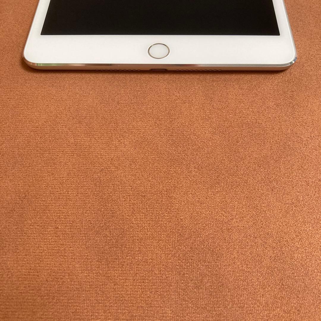 42【早い者勝ち】電池最良好☆iPad mini4 128GB SIMフリー☆