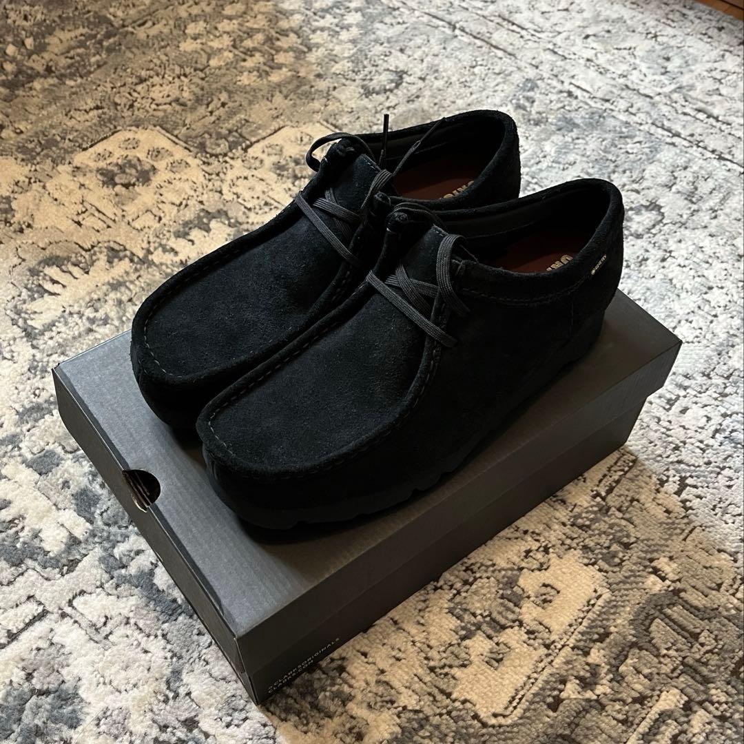 靴 Clarks Wallabee GORE-TEX Black Suede UK8