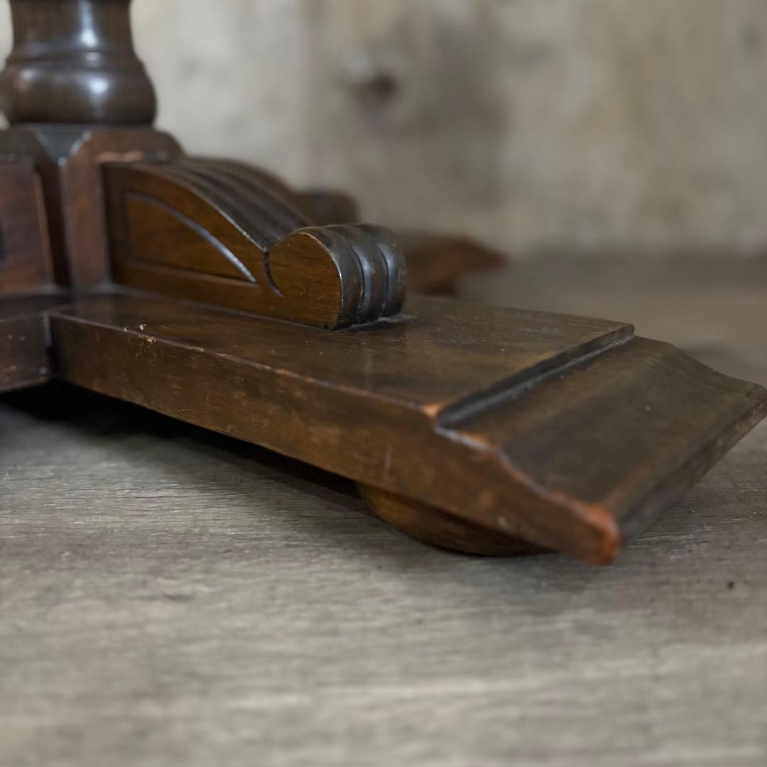 ヴィンテージ　ラウンドテーブル　コーヒーテーブル　クラシカル