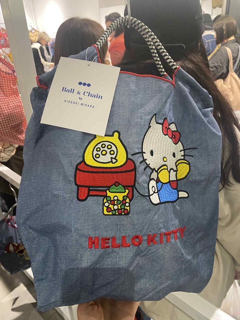 ボールアンドチェーン　キティちゃん