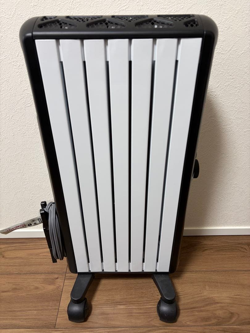 デロンギ　オイルヒーターMDHU09-BK 900W