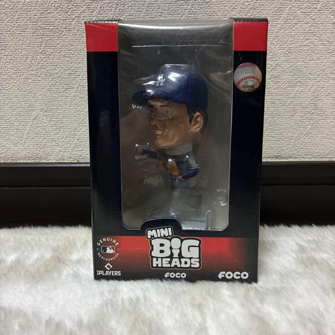 【限定】公認 ボブルヘッド　大谷翔平　打者と投手の2個、【トレカ】7枚のセット