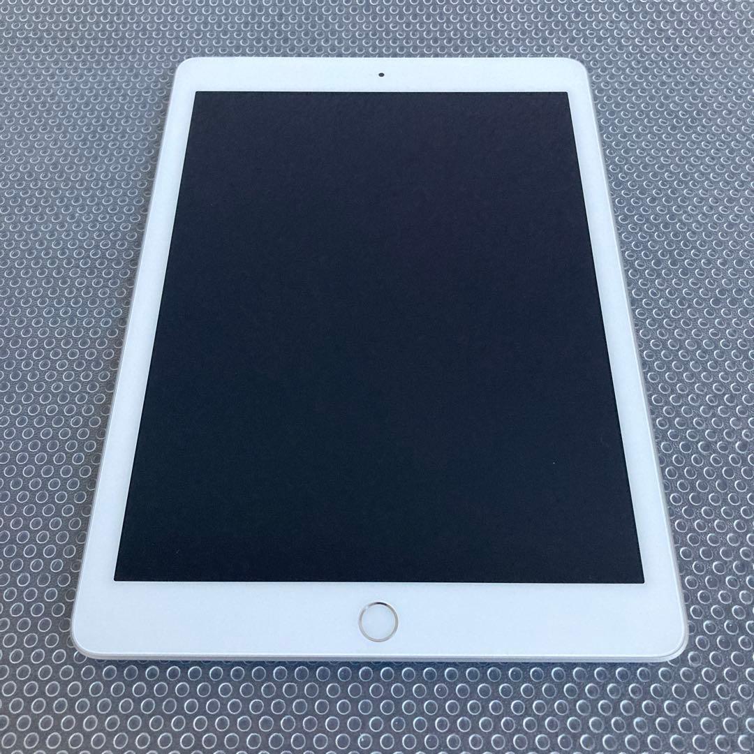 3192 極美品新品級☆電池新品☆iPad6 第6世代 32GB SIMフリー☆