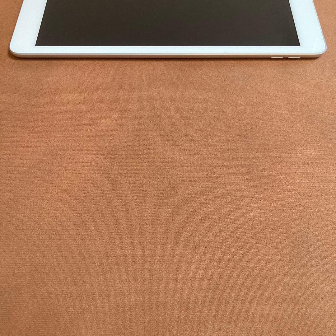 534 外観美品☆電池良好☆iPad8 第8世代 32GB SIMフリー☆
