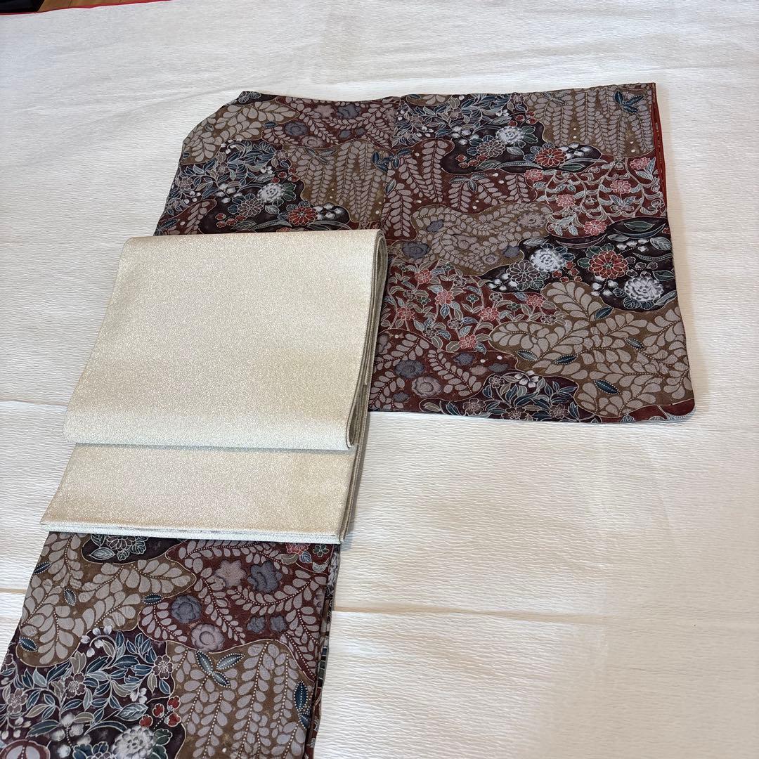 辻ヶ花模様　趣のある小紋　着物　小紋　辻ヶ花　小紋　正絹