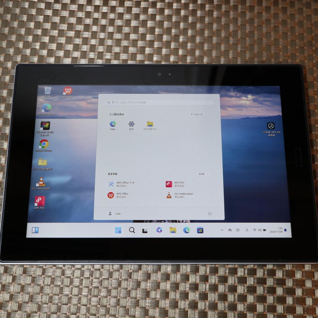 タブレット！Win11公式サポート/4コア/SSD/4G/無線/カメラ/タッチP