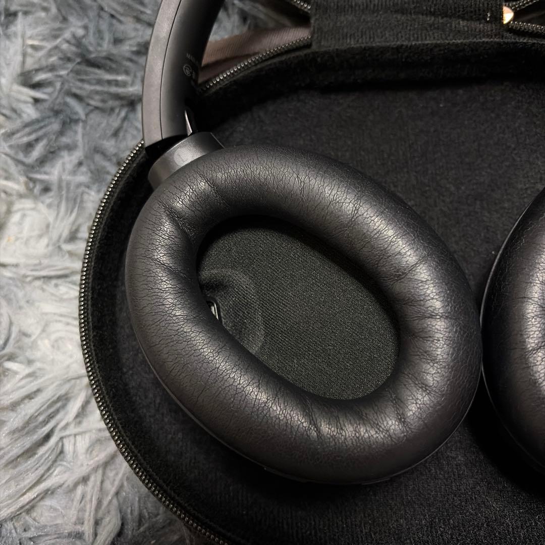 Sony WH-1000XM4 黒