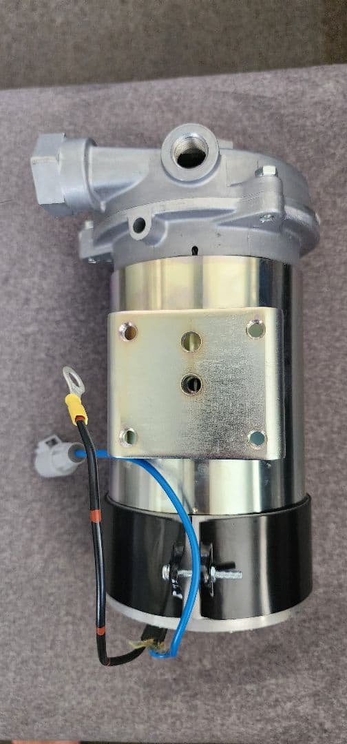 日曜タイムセール　KYB ミキサー車用　水ポンプモーター 2025年製