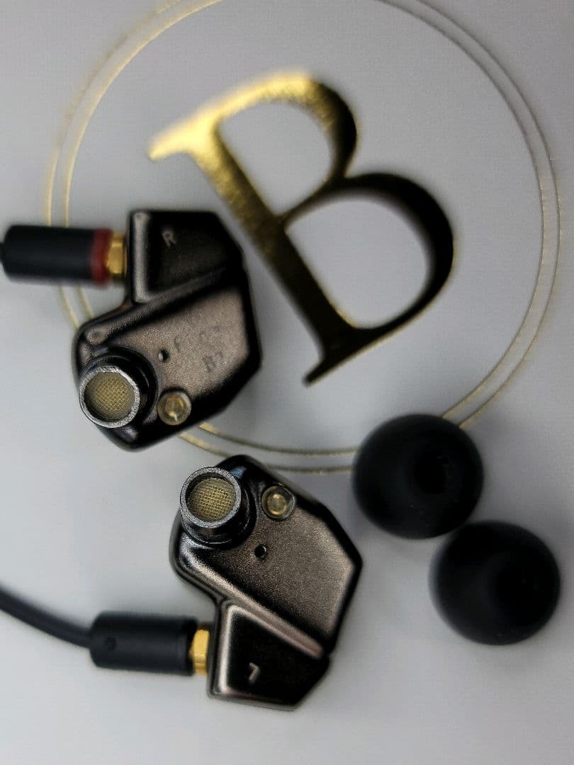 【美品】final B2【FI-B2BSSD】