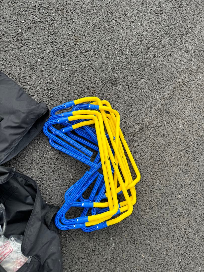 NISHI 陸上トレーニング用ハードル 青と黄色 ミニハードル11本セット