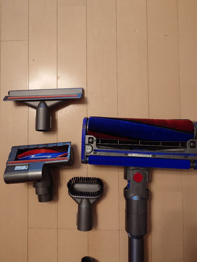 コードレスクリーナー Dyson V8 Fluffy+