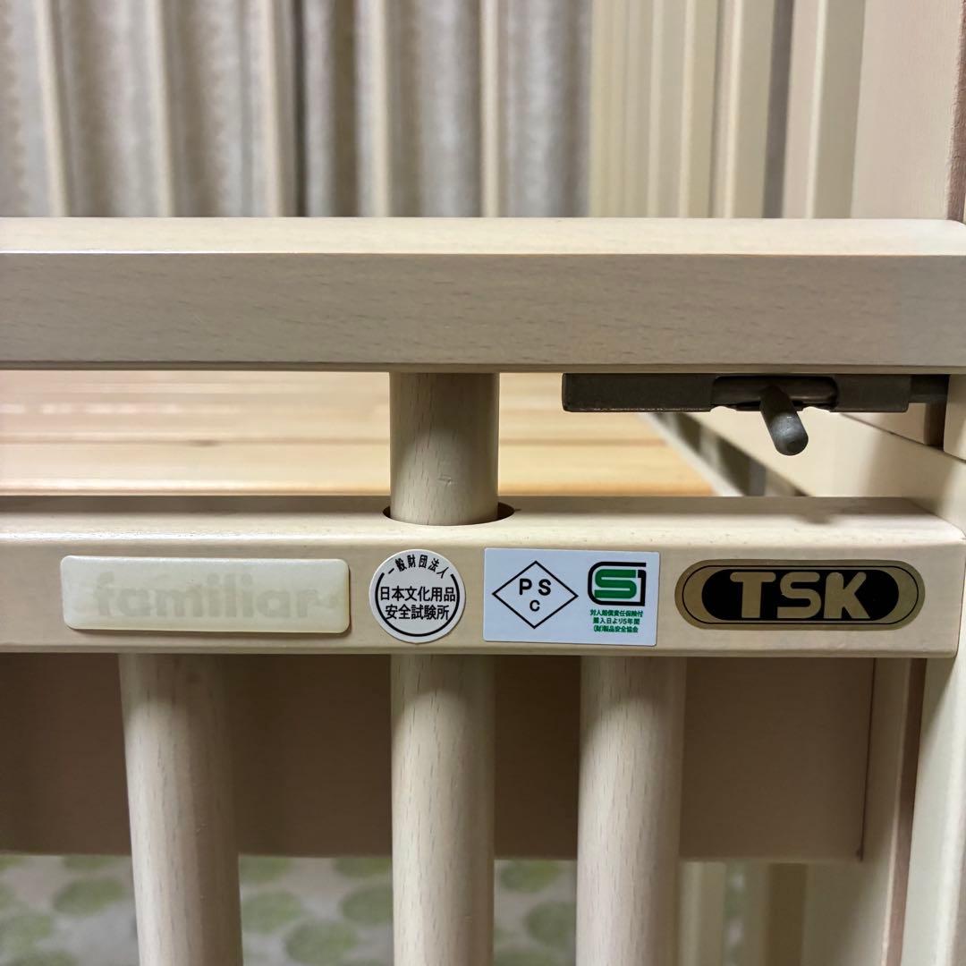 familiar 木製ベビーベッド