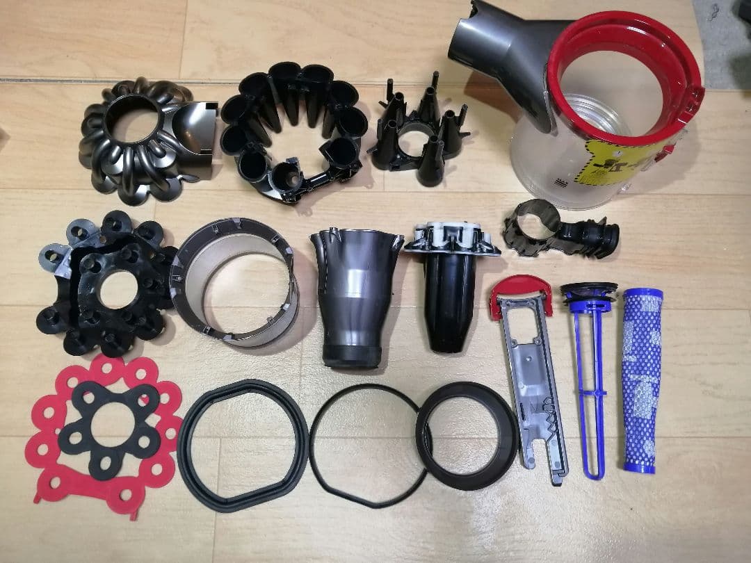 分解清掃済み ダイソン V8 SV10K 本体