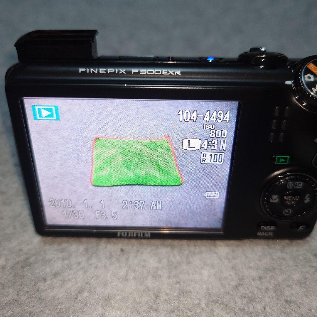 FUJIFILM コンパクトデジタルカメラ FinePix F300EXR