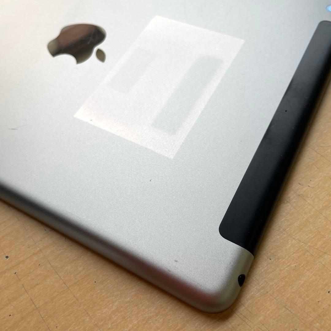 iPad 第5世代　スペースグレイ　32GB SIMフリー　A1823