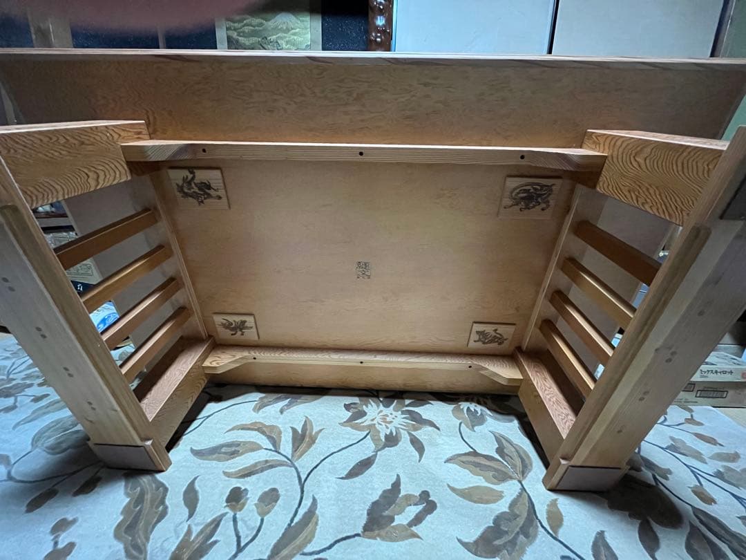 国産屋久杉長方形テーブル　装飾脚部付き　エクセルヒューマン