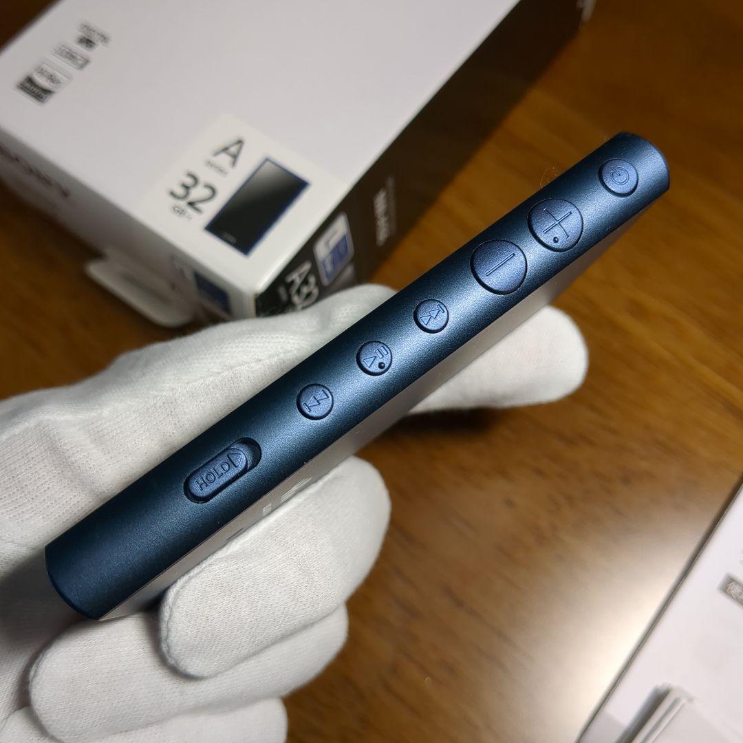 SONY /ウォークマン/NA-A106/ A32GB/手帳型ケース付き