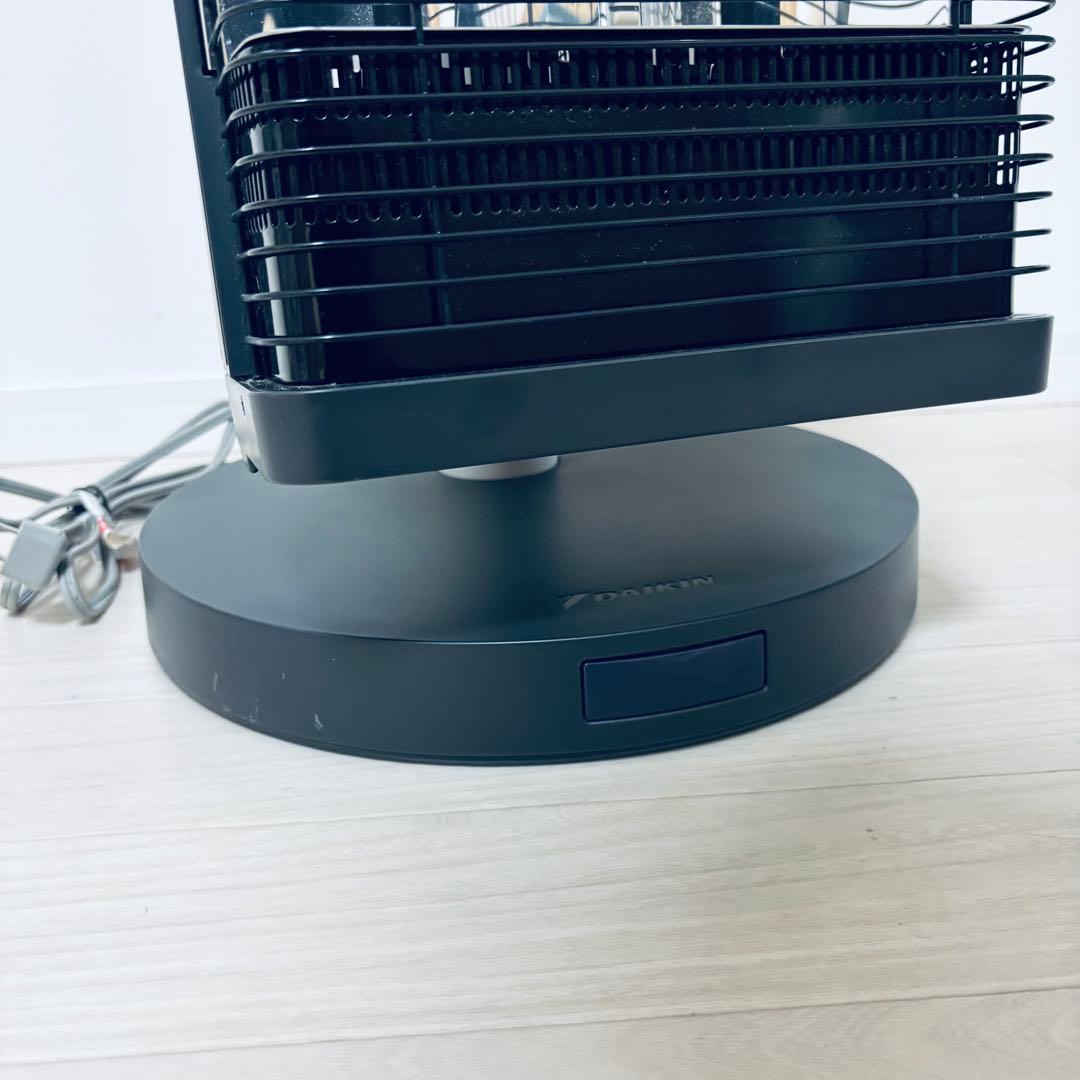 【美品】　DAIKIN 電気ヒーター　2018年製 ERFT11VS-H