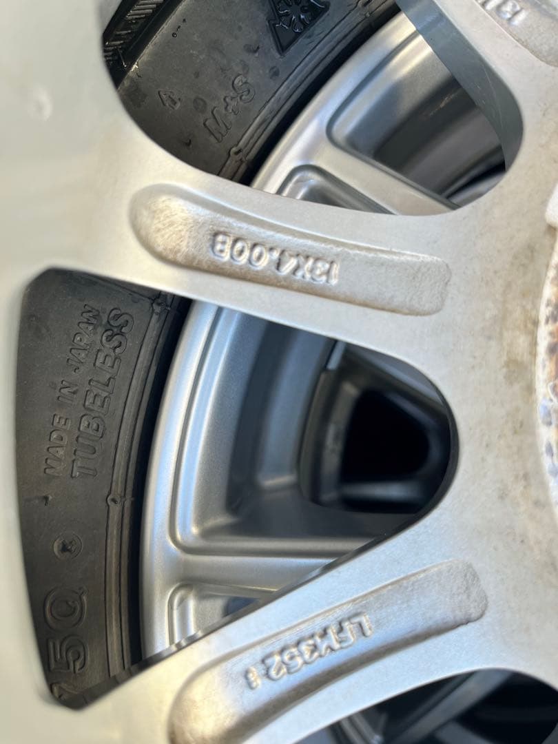 安さに挑戦　軽自動車用スタッドレスタイヤ4本セット