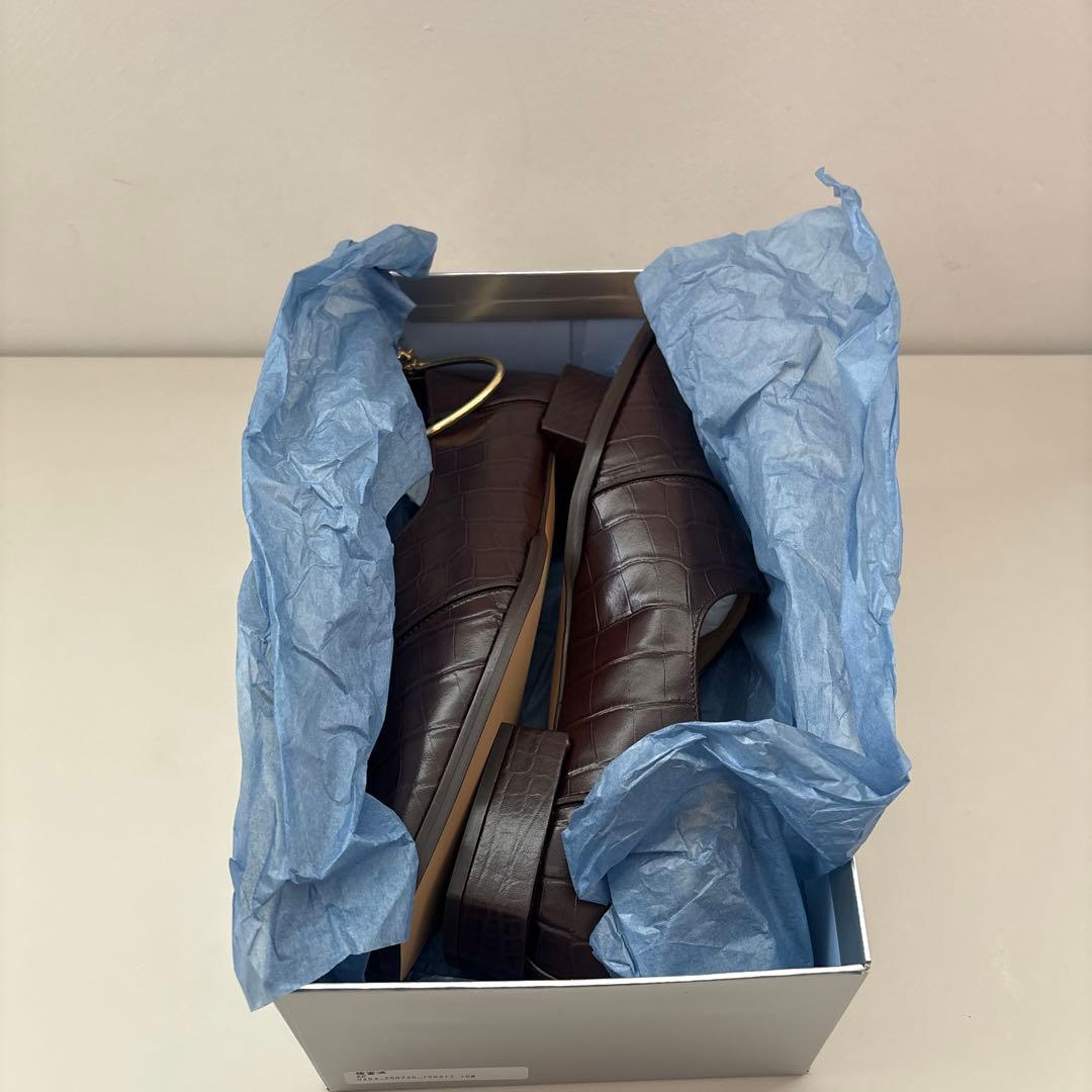 どりどり【新品】LE TALON GRISEレザースクエア