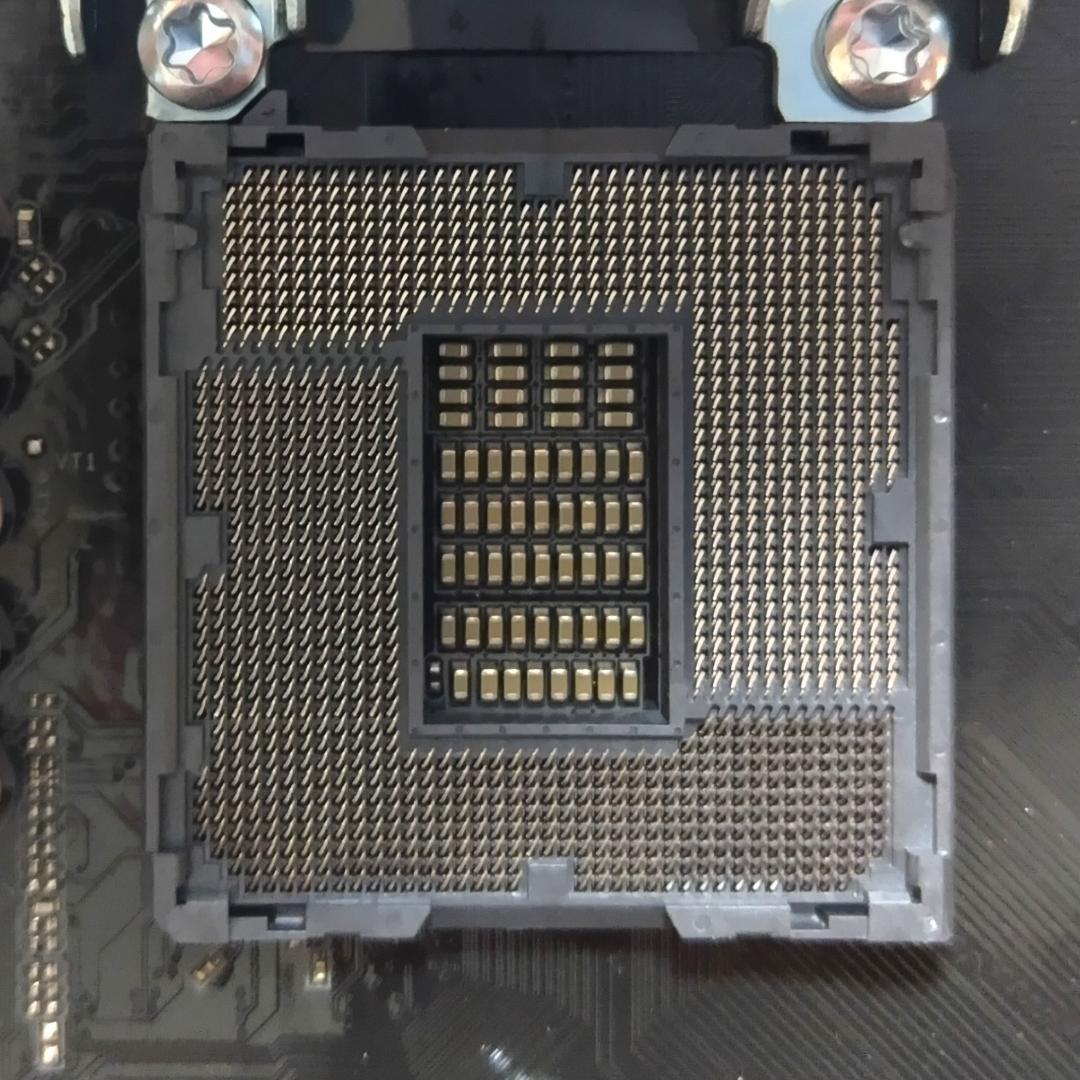 マザーボード 　ASRock B360M-ITX　LGA1151　8／9世代 ㉓