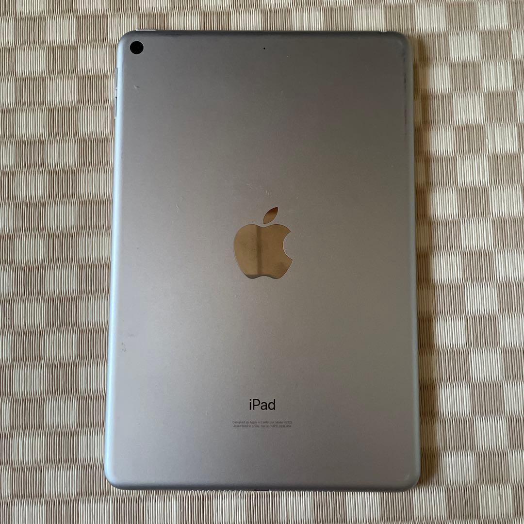 中古品 Apple iPad mini 第5世代 Wi-Fi 64GB シルバー