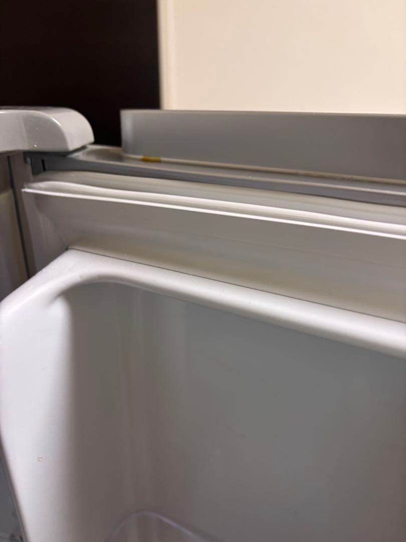 AQUA ノンフロン冷蔵庫 AQR-261A(S) 2012年