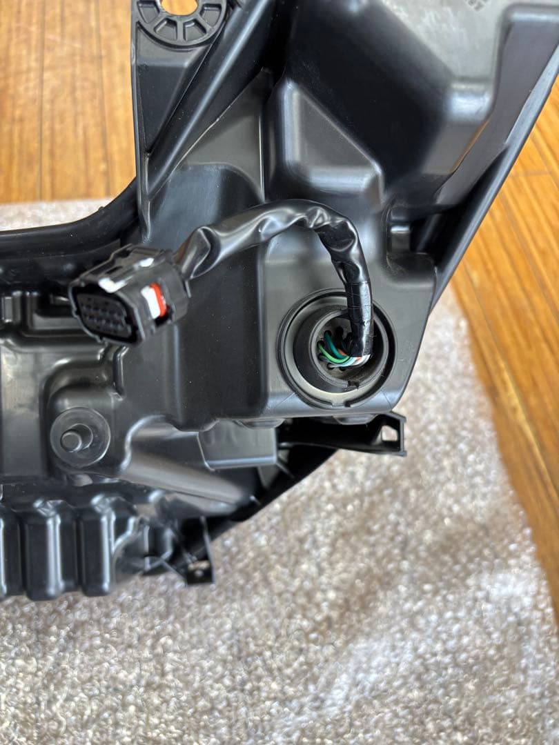 メジロ　中古PCX125・160 JK05・KF47 ホンダ純正ヘッドライ