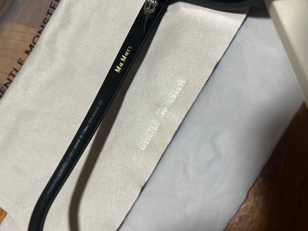 GENTLE MONSTER サングラス Ma Mars 01