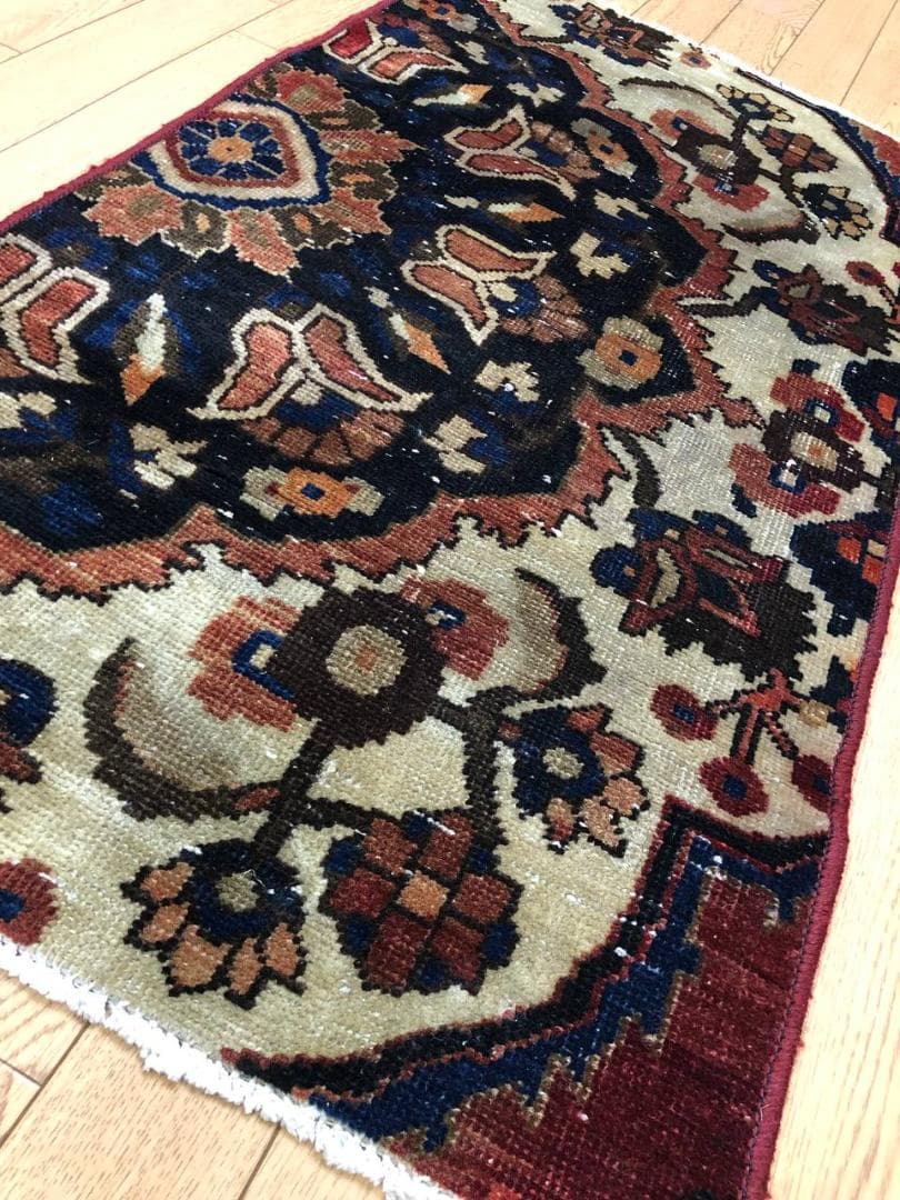 ペルシャ絨毯 ヴィンテージラグ 100×56cm 手織り オールドpersia