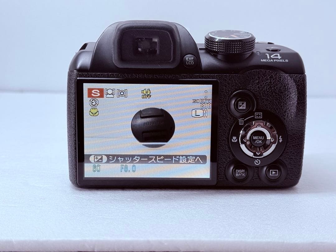 FUJIFILM FinePix S4500 動作確認済 30倍ズーム 単3電池