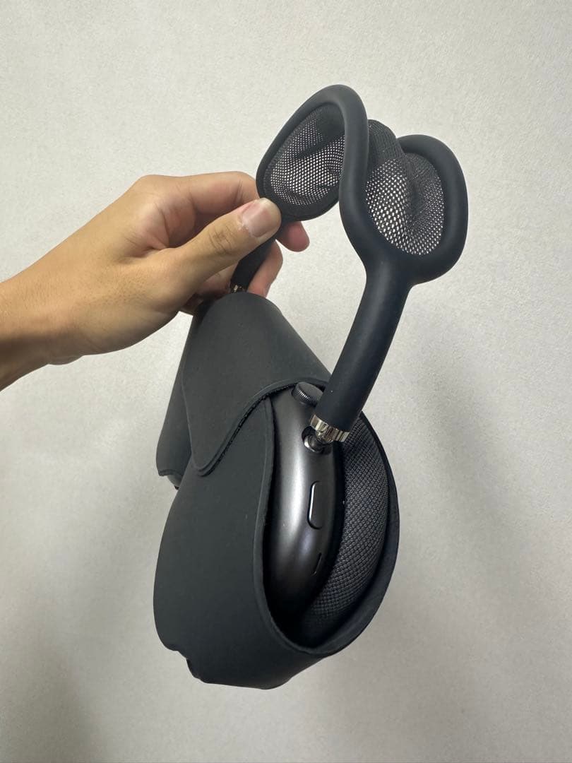 Airpods max 第一世代