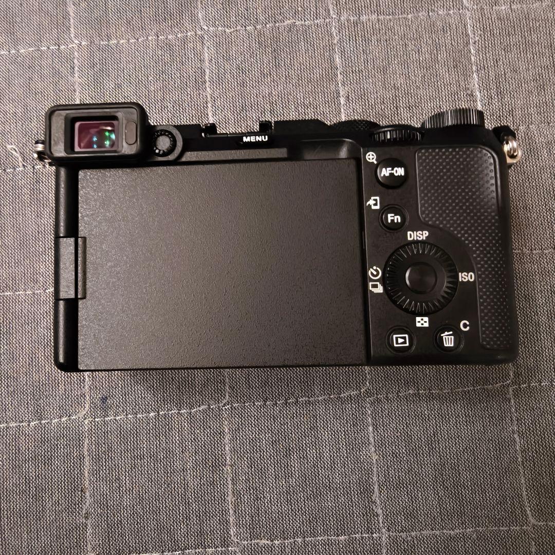美品 SONY α7c【シャッター回数2491】 ILCE-7C (S) ボディ
