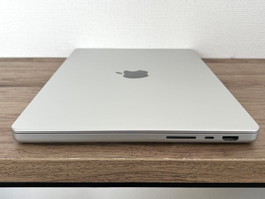 【美品】MacBook Pro 14-inch 2021 M1/16GB/1TB