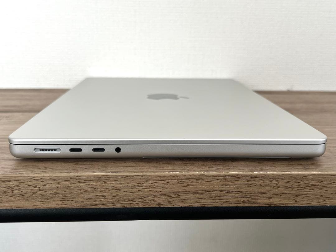 【美品】MacBook Pro 14-inch 2021 M1/16GB/1TB