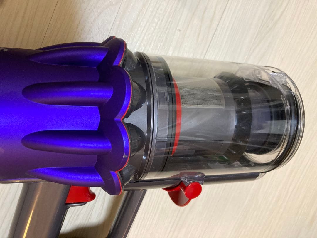 ダイソン掃除機　sv18 サイクロン部 完全分解洗浄