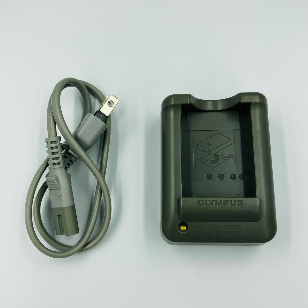 ヤマピー　OLYMPUS E-PL6 ダブルレンズ ミラーレス